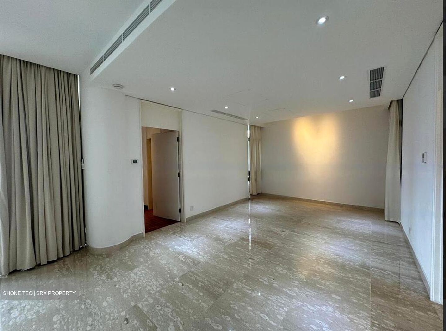 The Colonnade (D10), Condominium #464183051